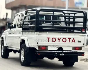 Toyota Land Cruiser 2014 White