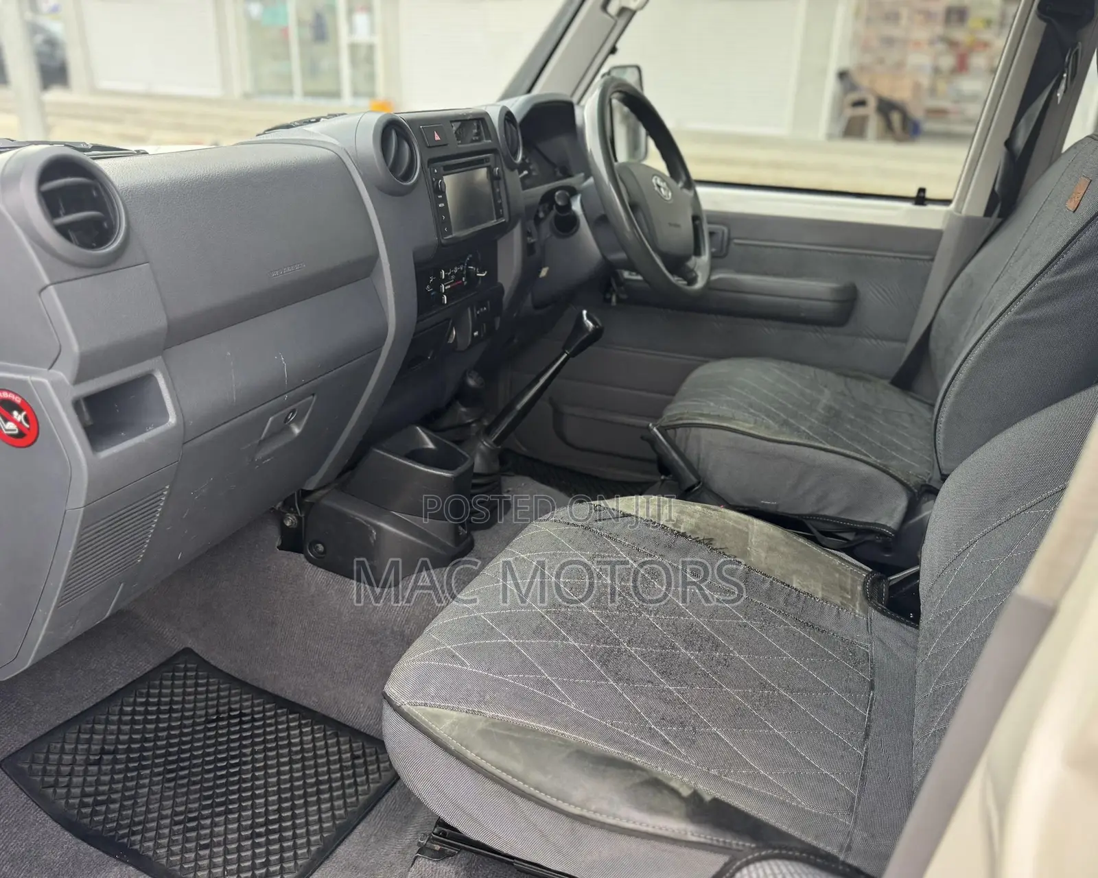 Toyota Land Cruiser 2014 White