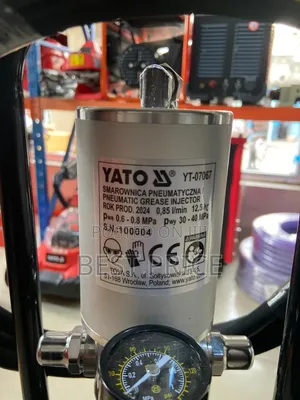 Yato Pneumatic Grease Injector YT-07067