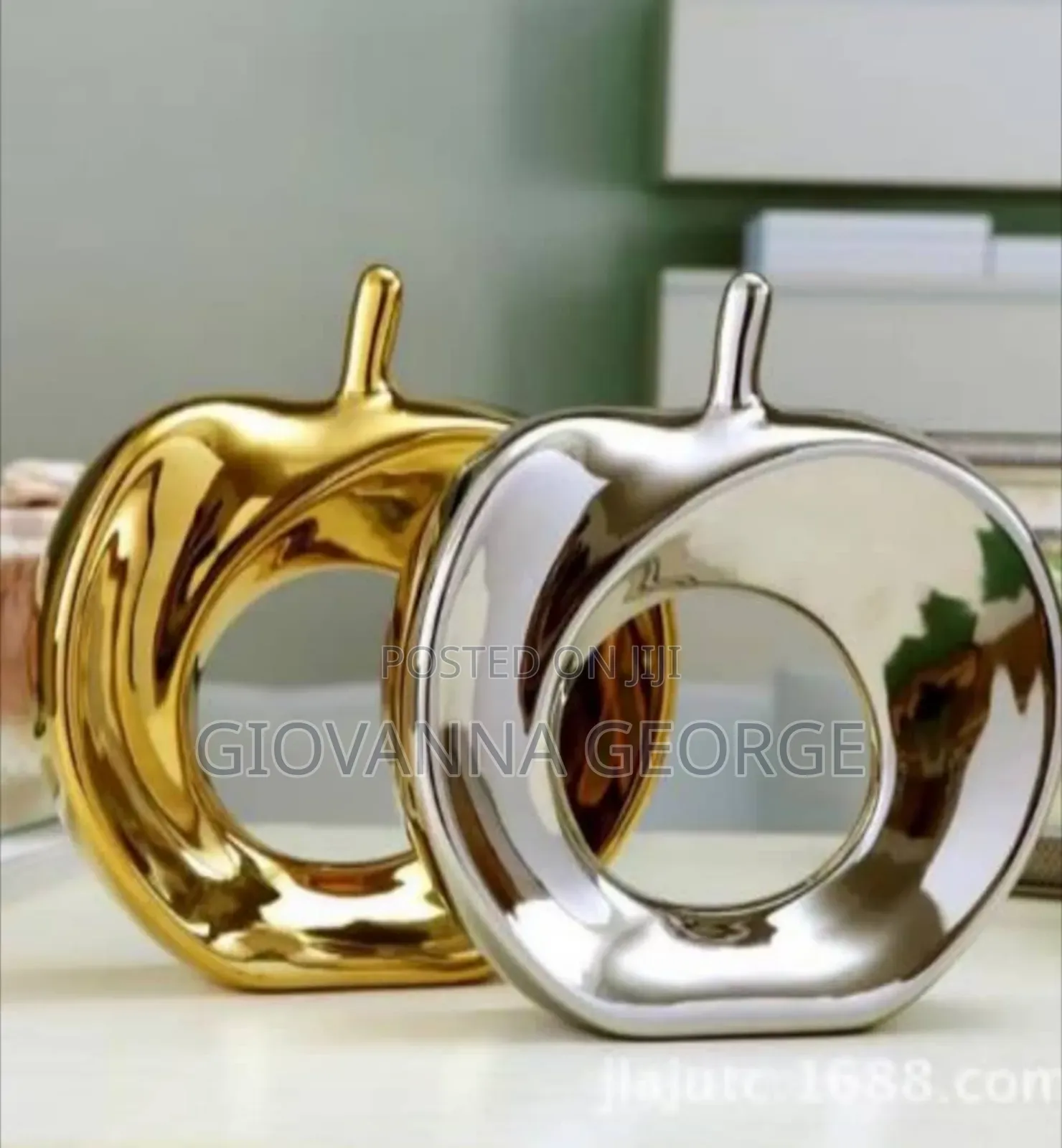Flower Vases and Decor