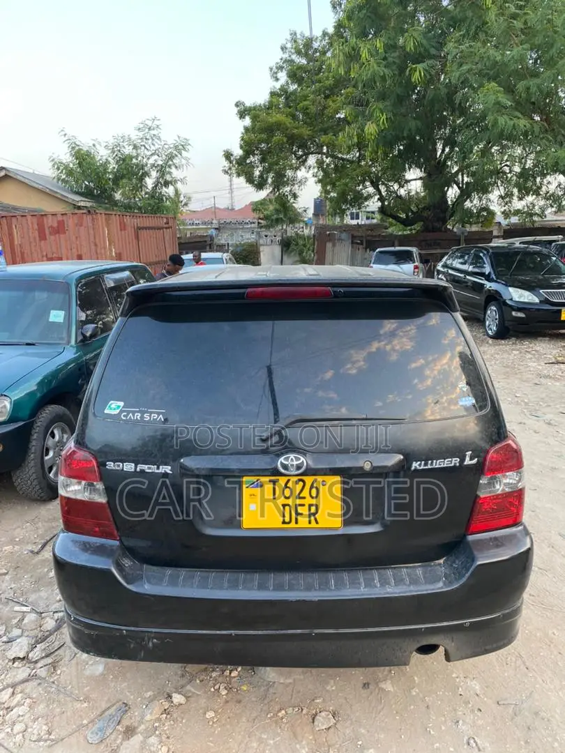 Toyota Kluger 2005 Black