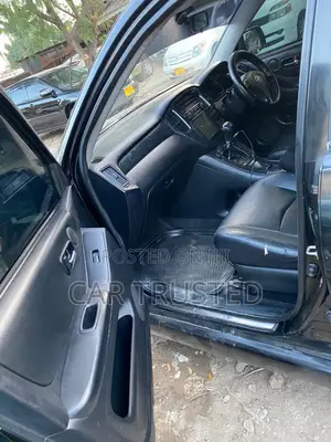 Toyota Kluger 2005 Black
