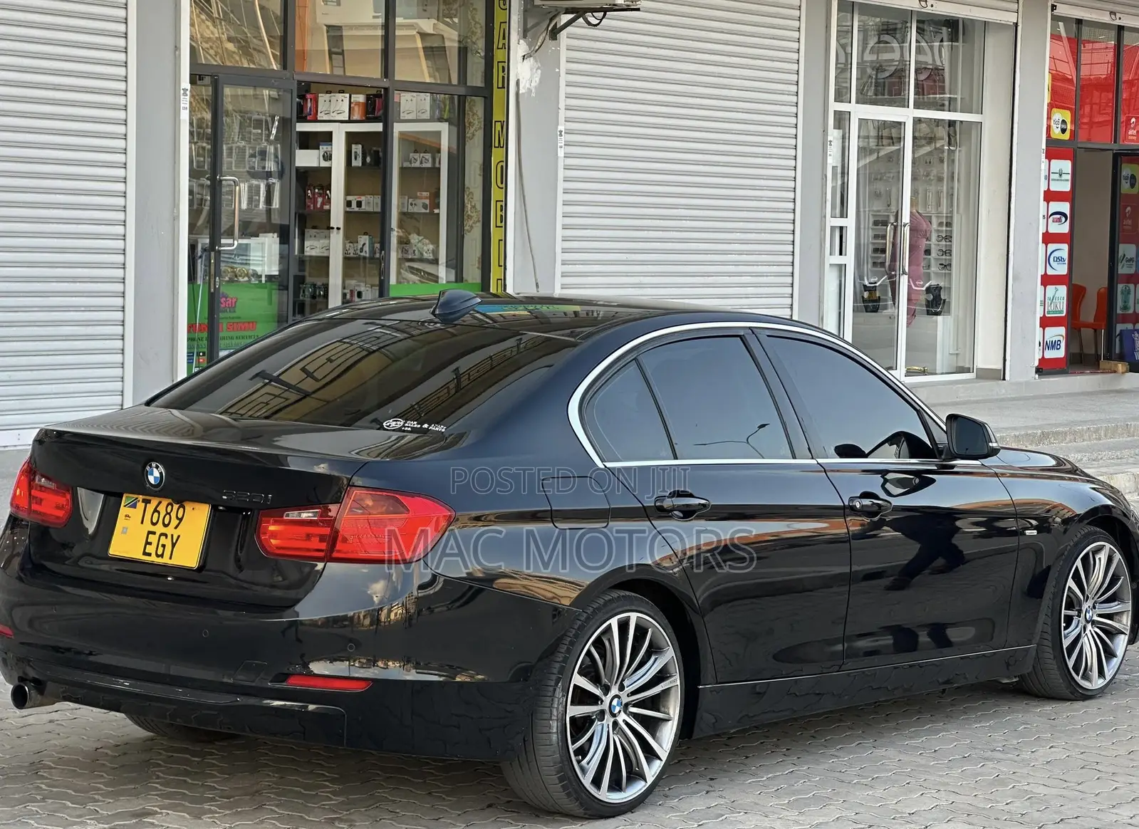 BMW 3 Series 2013 Black