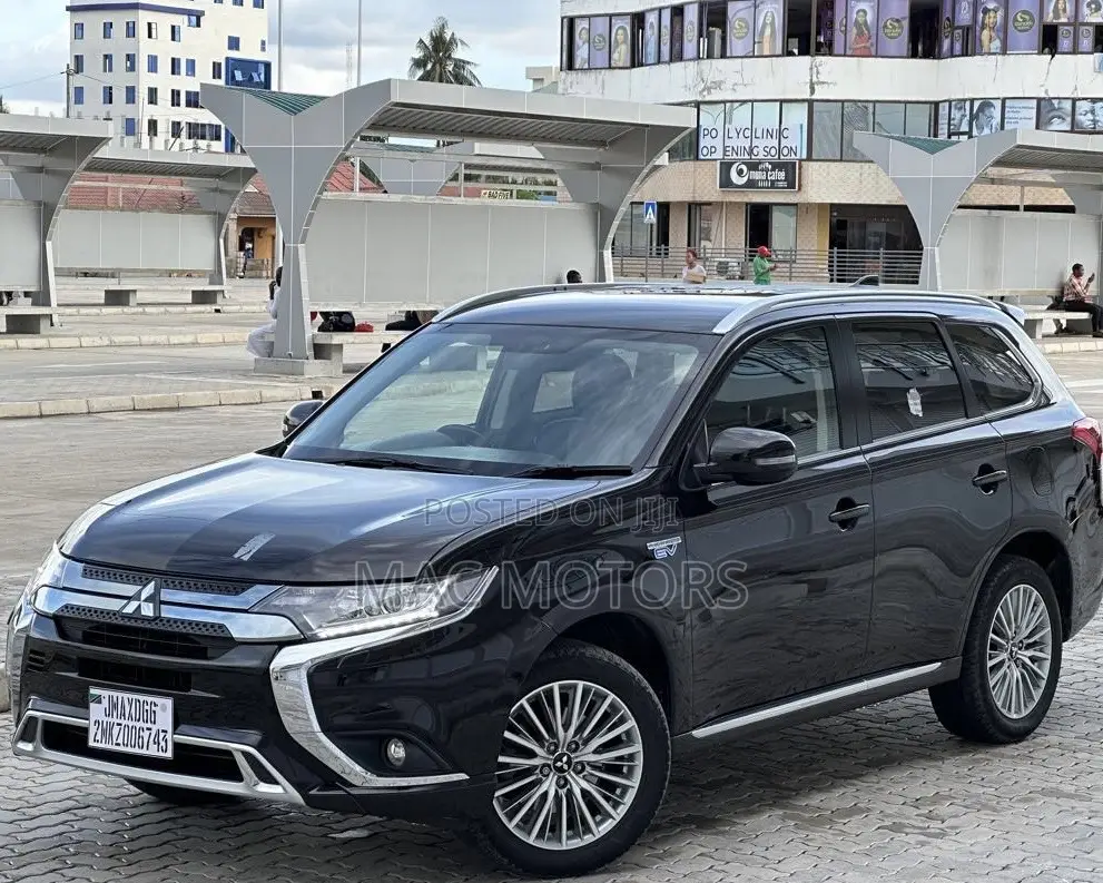 Mitsubishi Outlander ES AWC 2018 Black