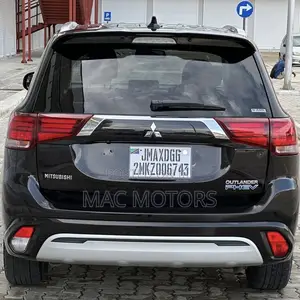 Mitsubishi Outlander ES AWC 2018 Black