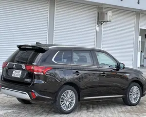 Mitsubishi Outlander ES AWC 2018 Black