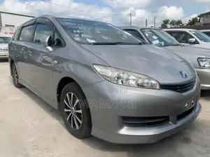 Photo - Toyota Wish 2009 Silver