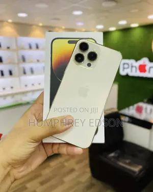 Photo - New Apple iPhone 13 Pro 256 GB Gold
