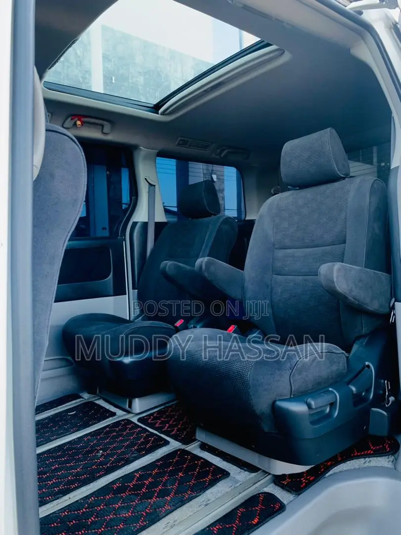 Toyota Alphard 2006 White