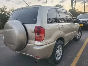 Toyota RAV4 2005 Silver