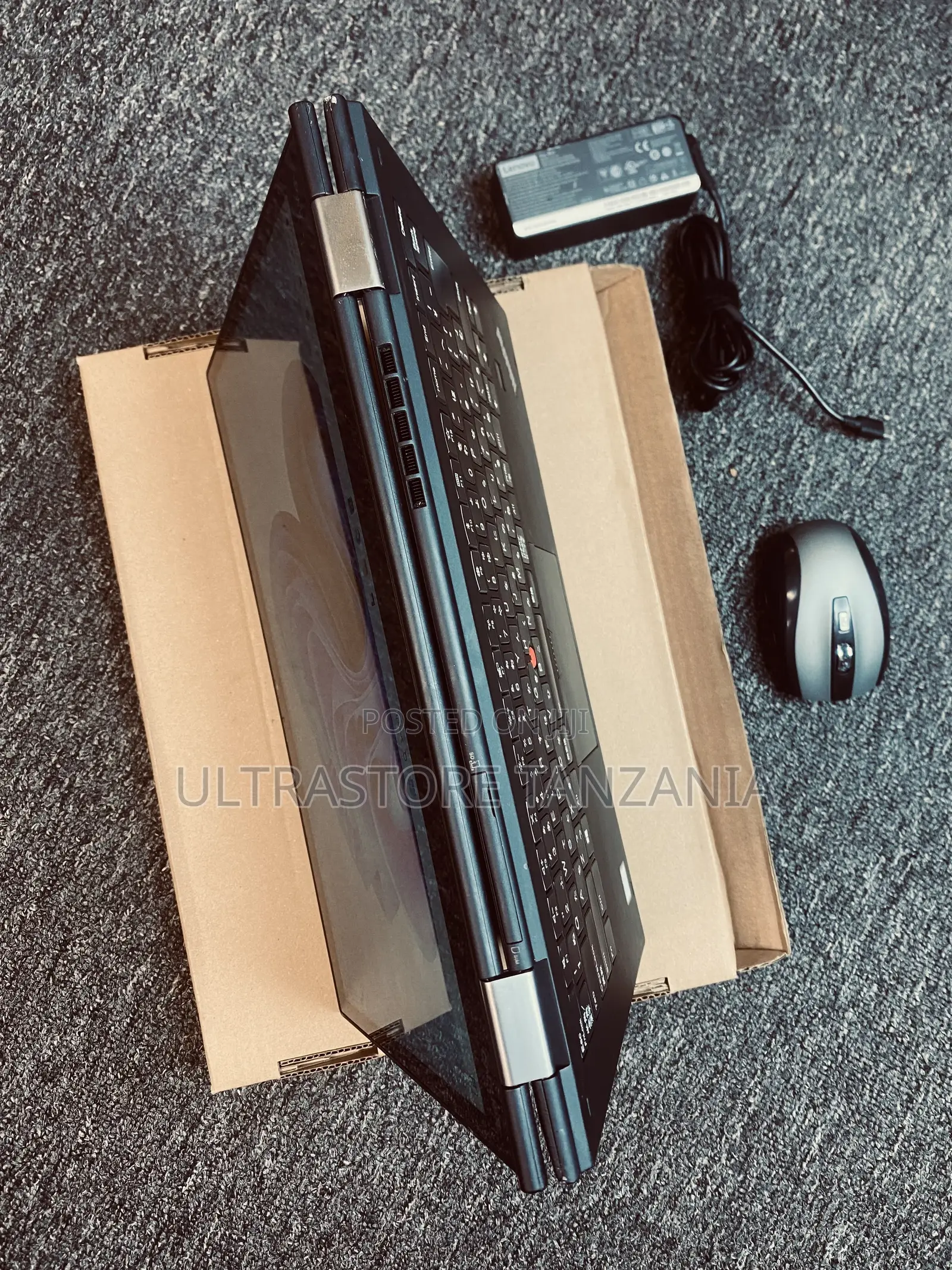 New Laptop Lenovo Thinkpad X1 Yoga 8GB Intel Core I5 SSD 256GB
