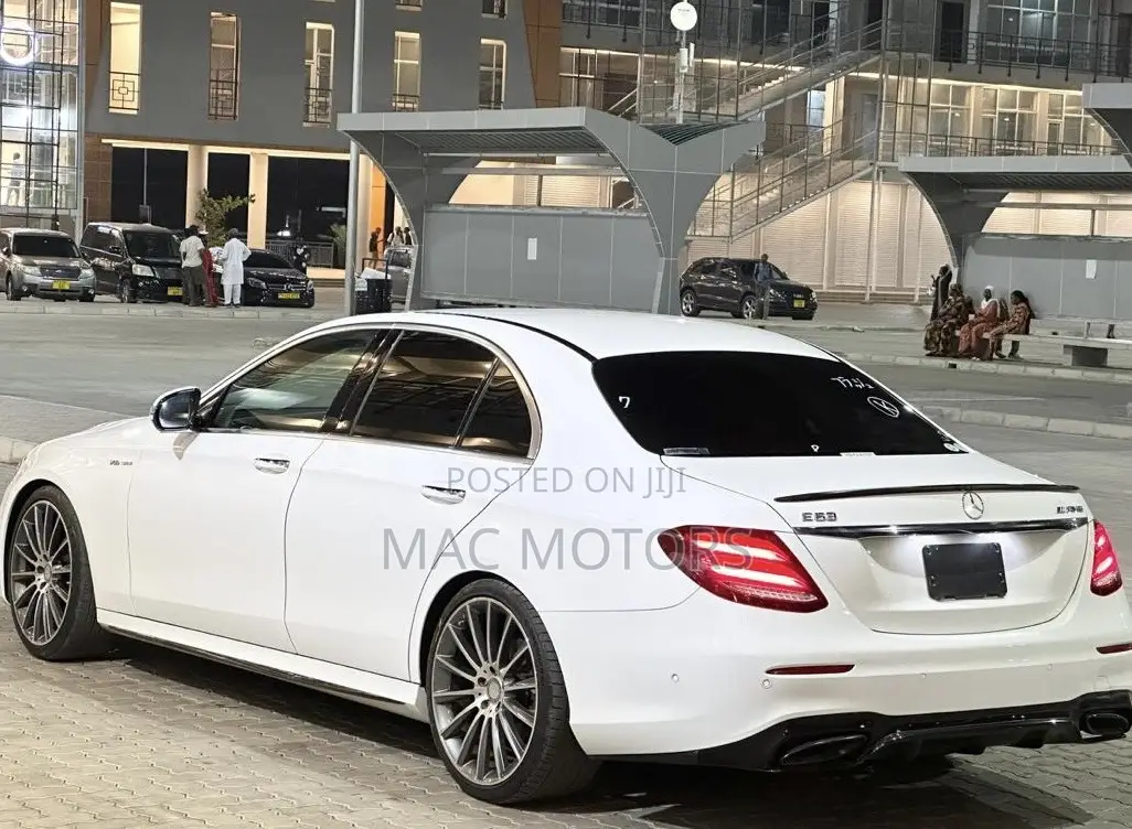 Mercedes-Benz E250 2017 White