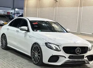 Mercedes-Benz E250 2017 White