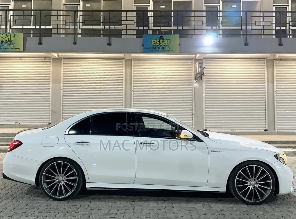 Mercedes-Benz E250 2017 White