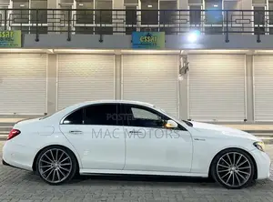 Mercedes-Benz E250 2017 White