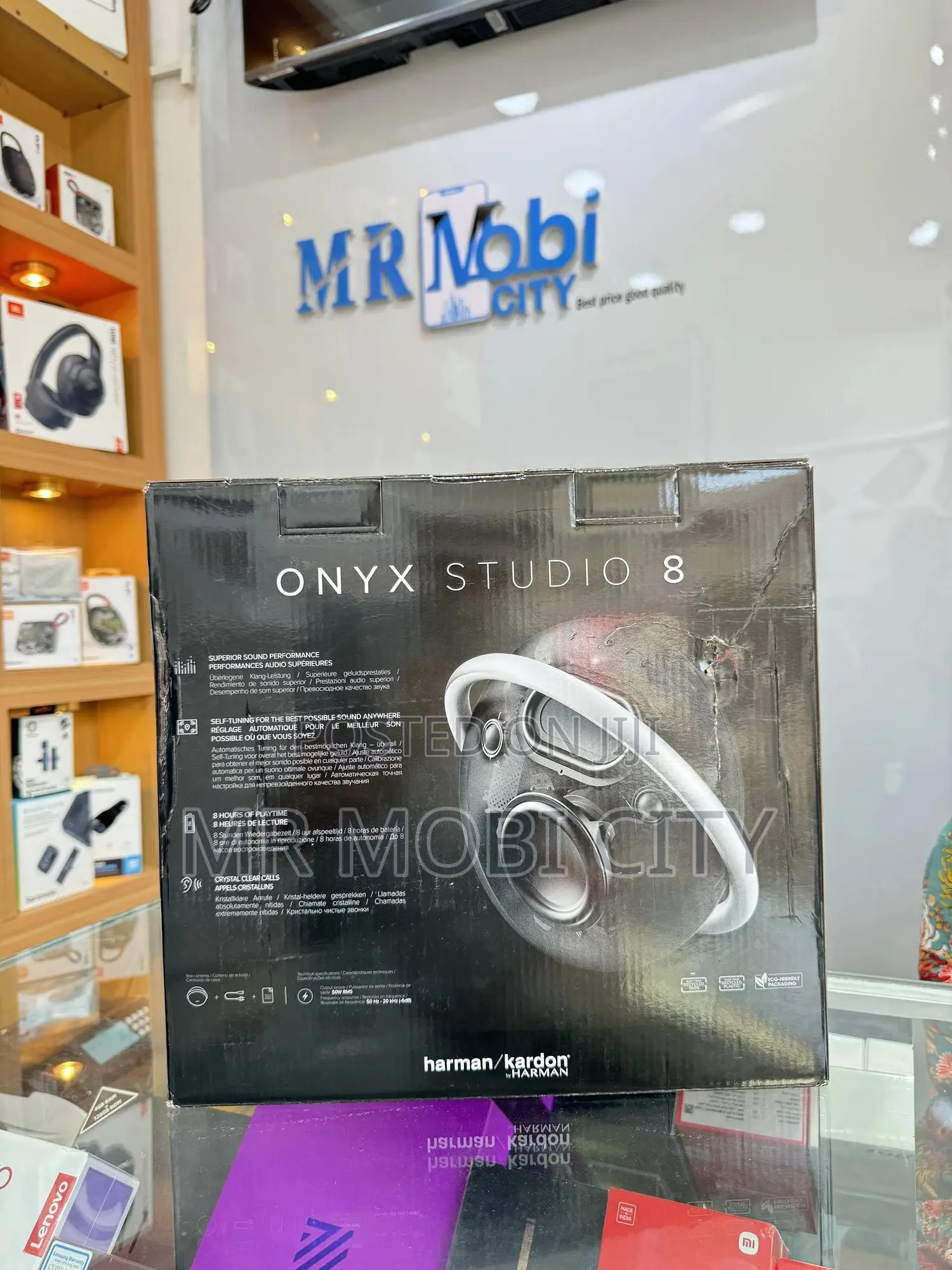 Onxy Studio 8