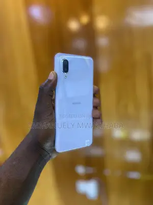 Mobile Phone 128 GB White