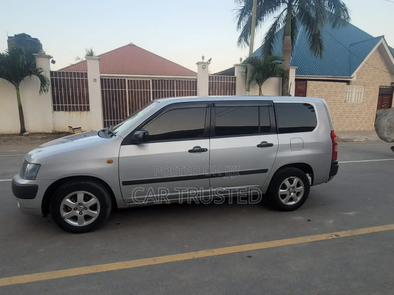 Toyota Succeed 2004 Silver