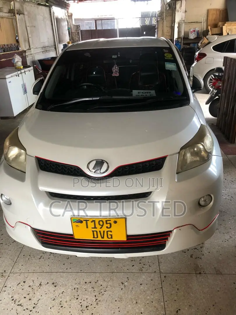 Toyota IST 2007 White
