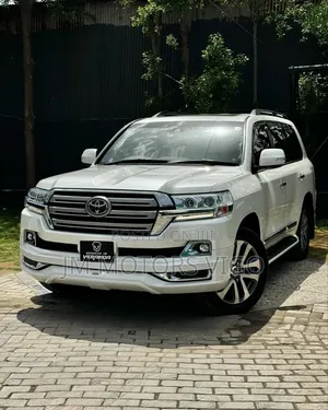 Toyota Land Cruiser 2016 Pearl