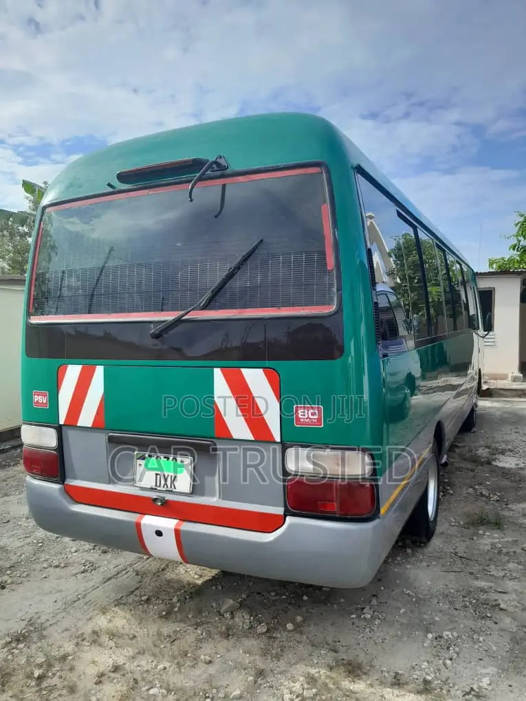 Toyota Coaster 1999 Green