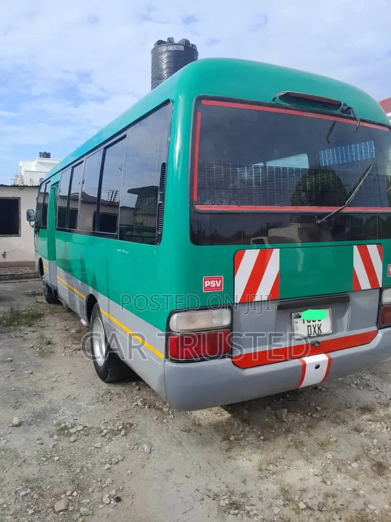 Toyota Coaster 1999 Green