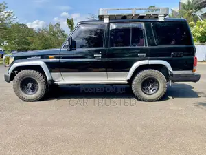 Toyota Land Cruiser Prado 2.7 16V 3dr 2000 Black