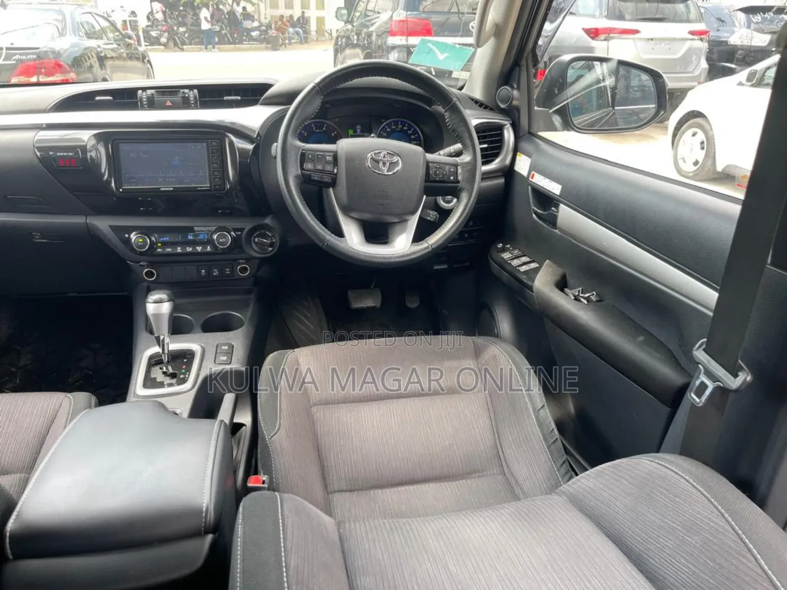 Toyota Hilux 2018 Black