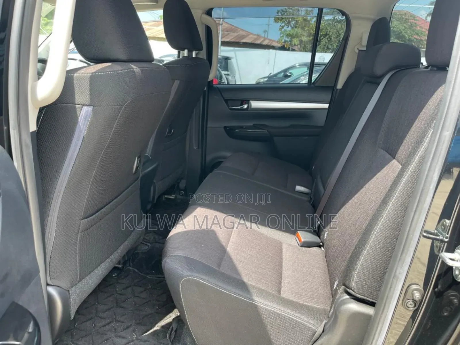Toyota Hilux 2018 Black