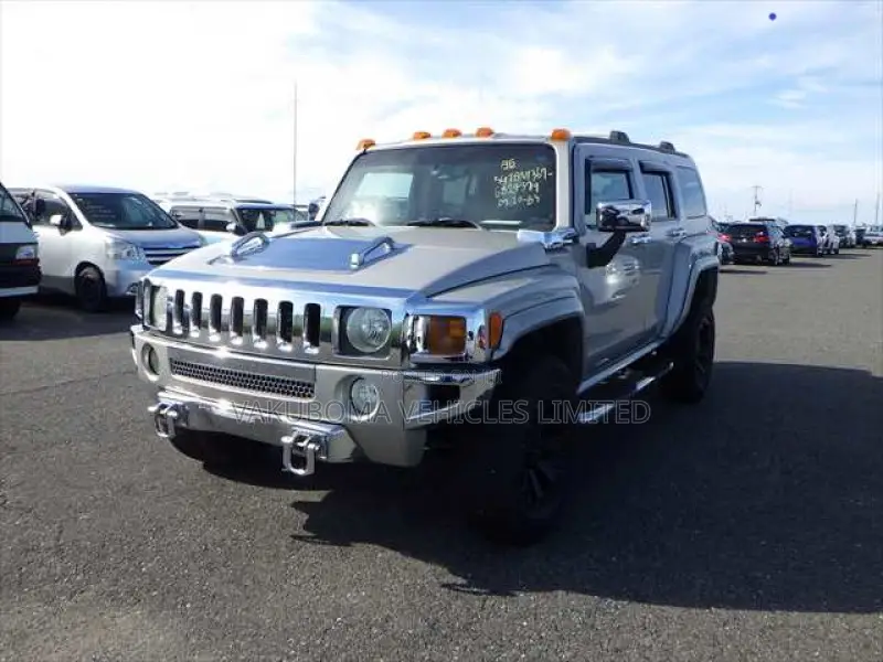 Hummer H3 2006 Gold