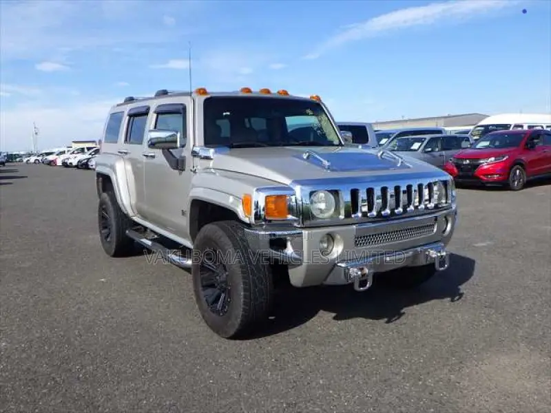 Hummer H3 2006 Gold