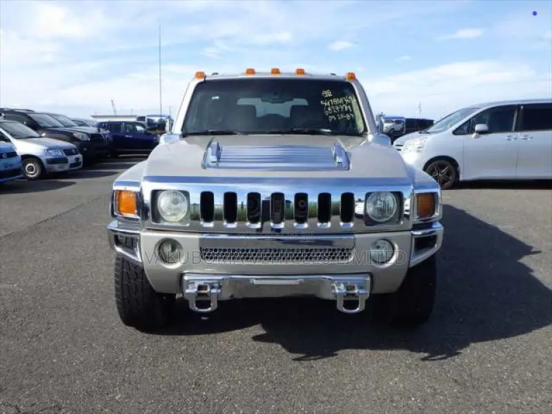 Hummer H3 2006 Gold