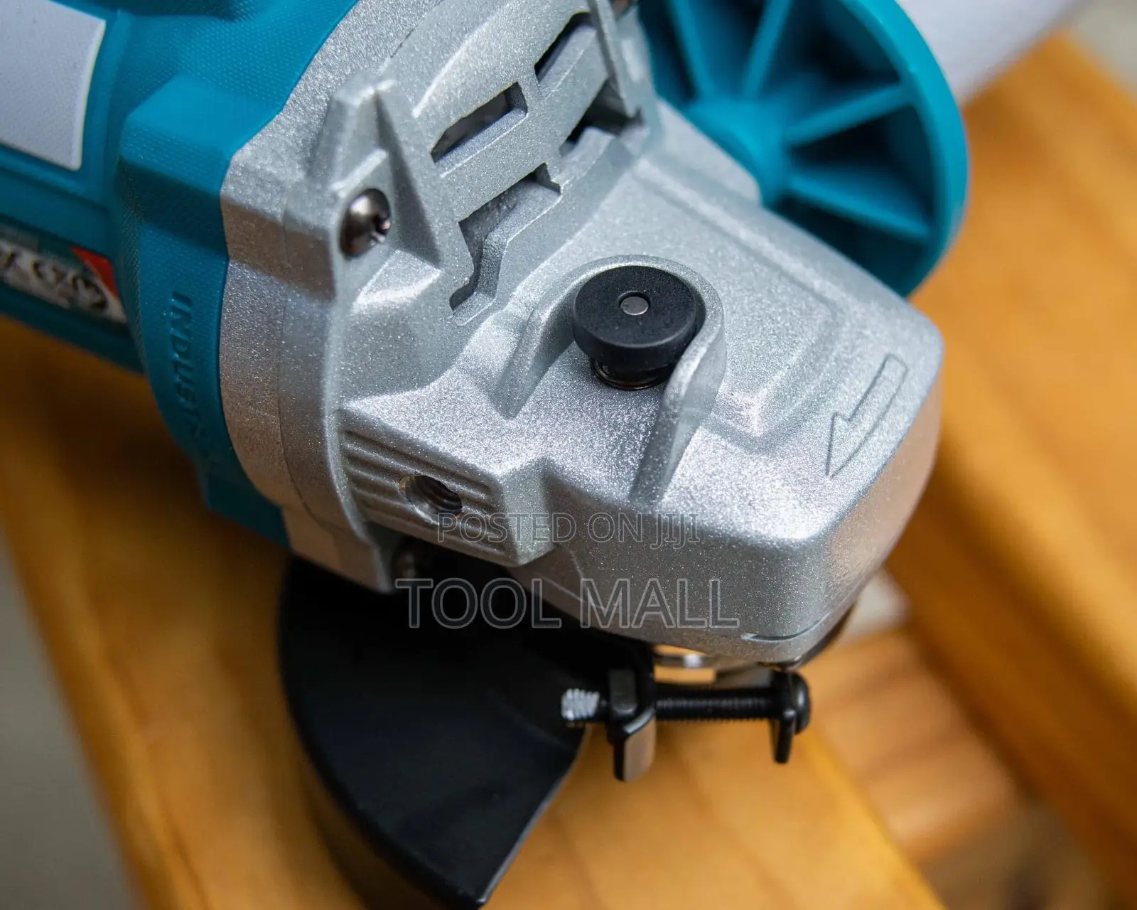 Total Cordless Angle Grinder 20V TAGLI1152