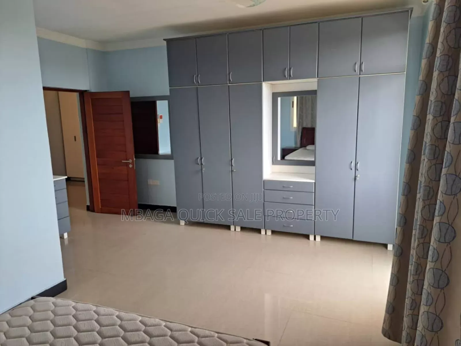 3bdrm Apartment in Msasani for sale