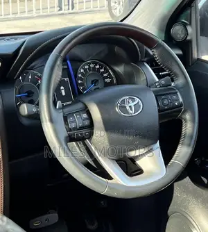 Toyota Fortuner 2020 Gray