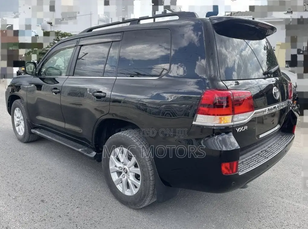 Toyota Land Cruiser 4.5 V8 VXR 2016 Black