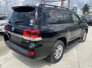 Toyota Land Cruiser 4.5 V8 VXR 2016 Black