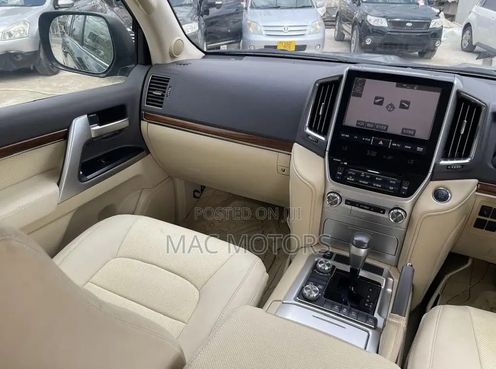 Toyota Land Cruiser 4.5 V8 VXR 2016 Black