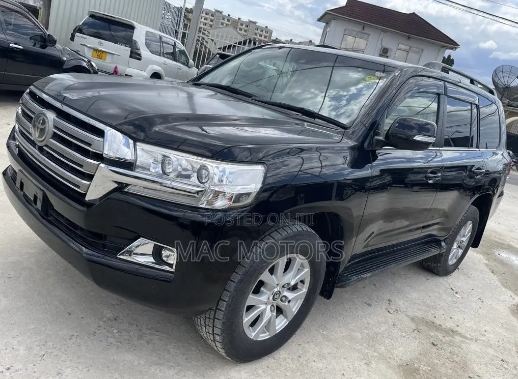 Toyota Land Cruiser 4.5 V8 VXR 2016 Black