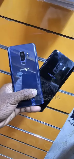 Photo - Samsung Galaxy S9 Plus 256 GB