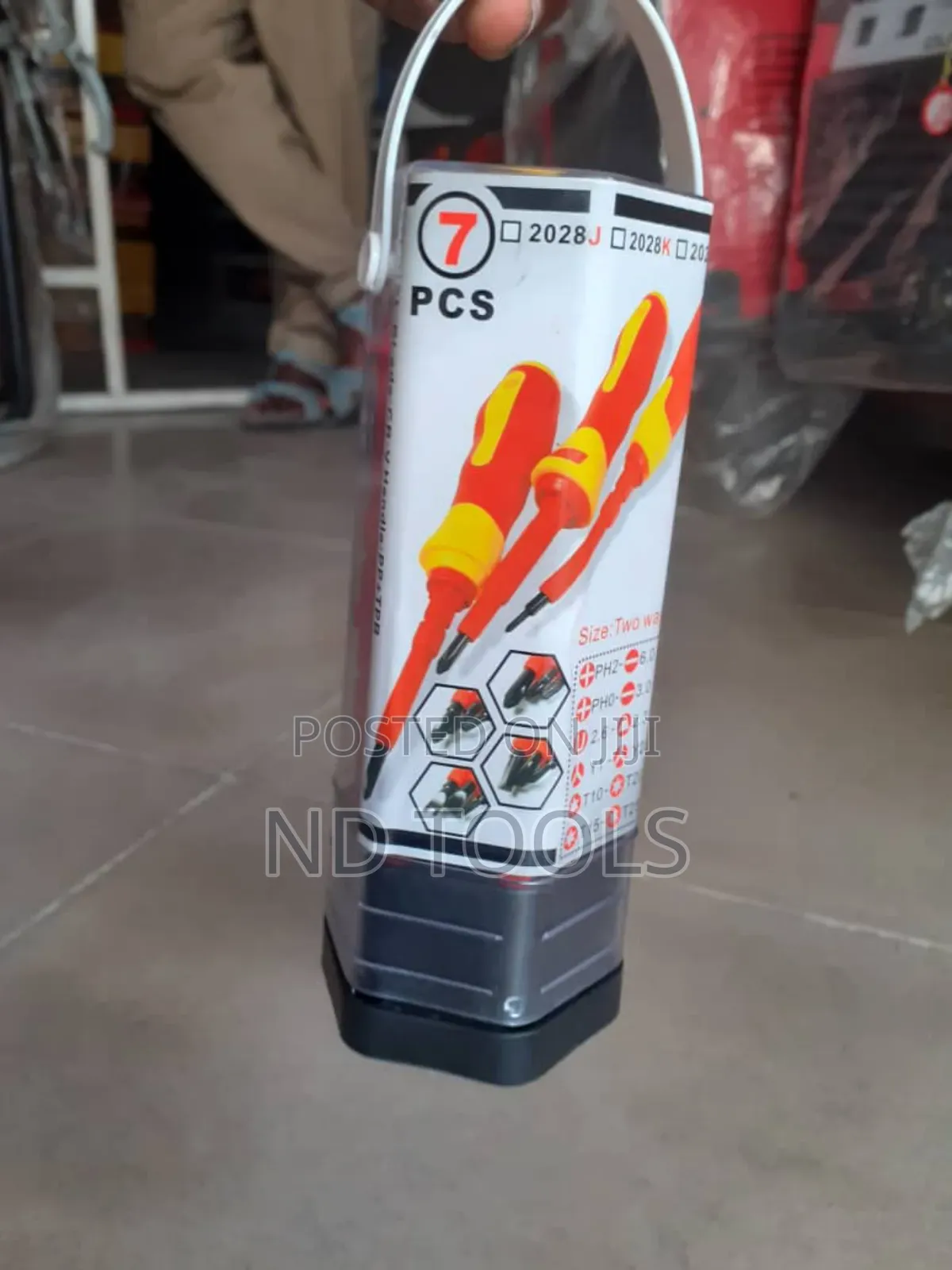 Insulator Screw Driver