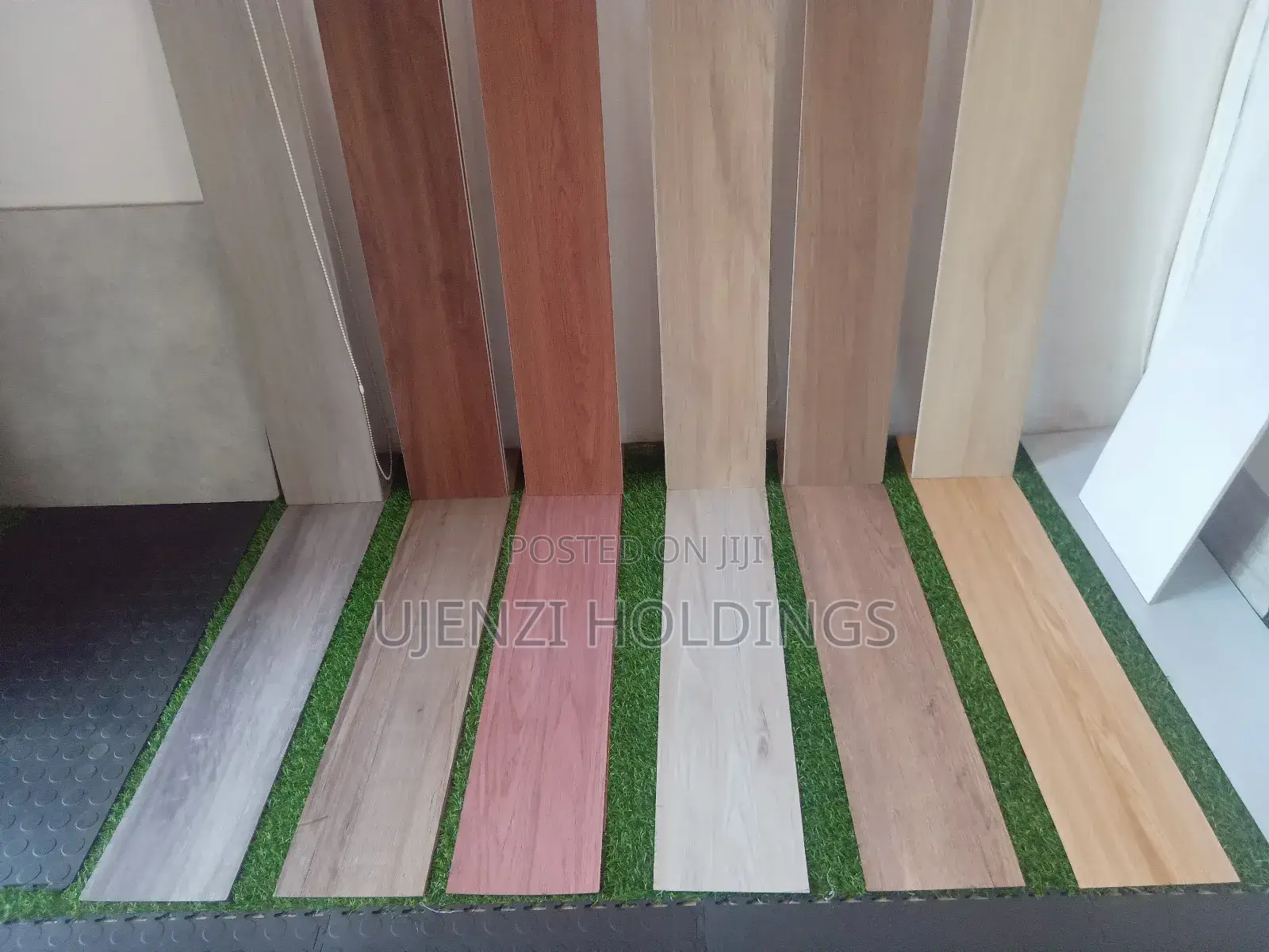 Rubberfloor of Wooden Finish