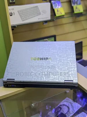 Laptop Toshiba Satellite Pro L300 4GB Intel Core 2 Duo HDD 32GB
