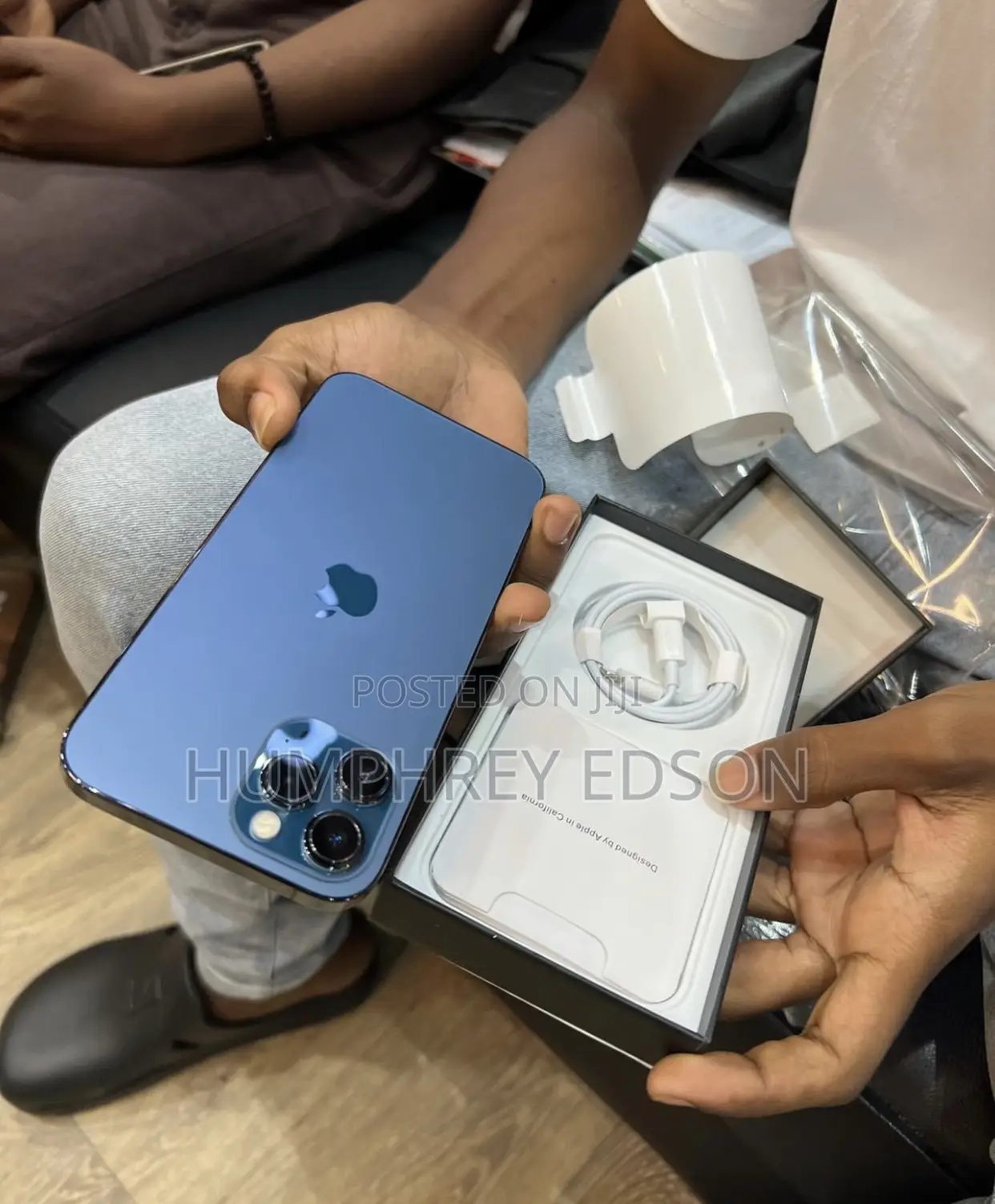 New Apple iPhone 12 Pro Max 128 GB Blue