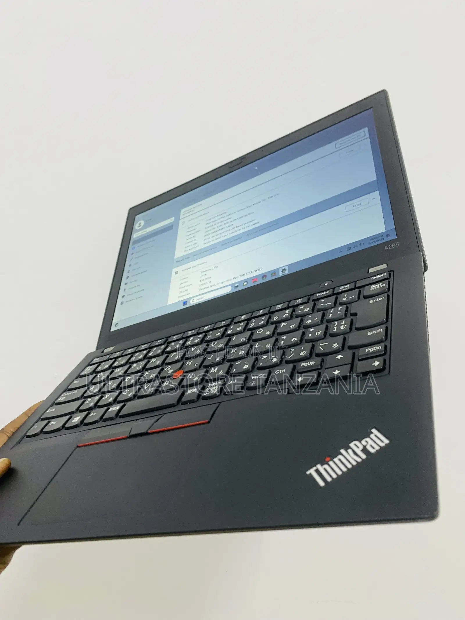 New Laptop Lenovo ThinkPad A275 8GB AMD Ryzen 5 HDD 500GB