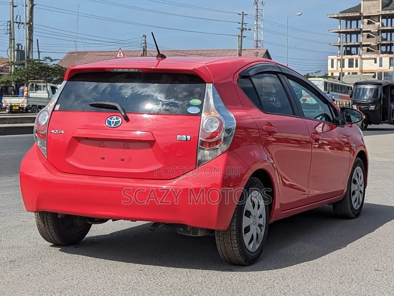 Toyota Aqua 2013 Red
