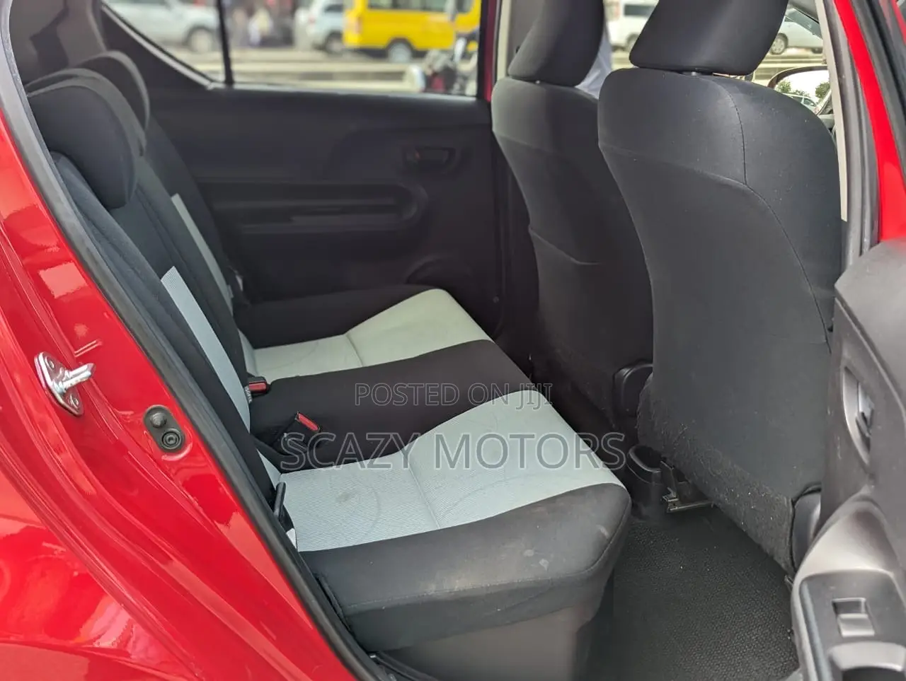 Toyota Aqua 2013 Red