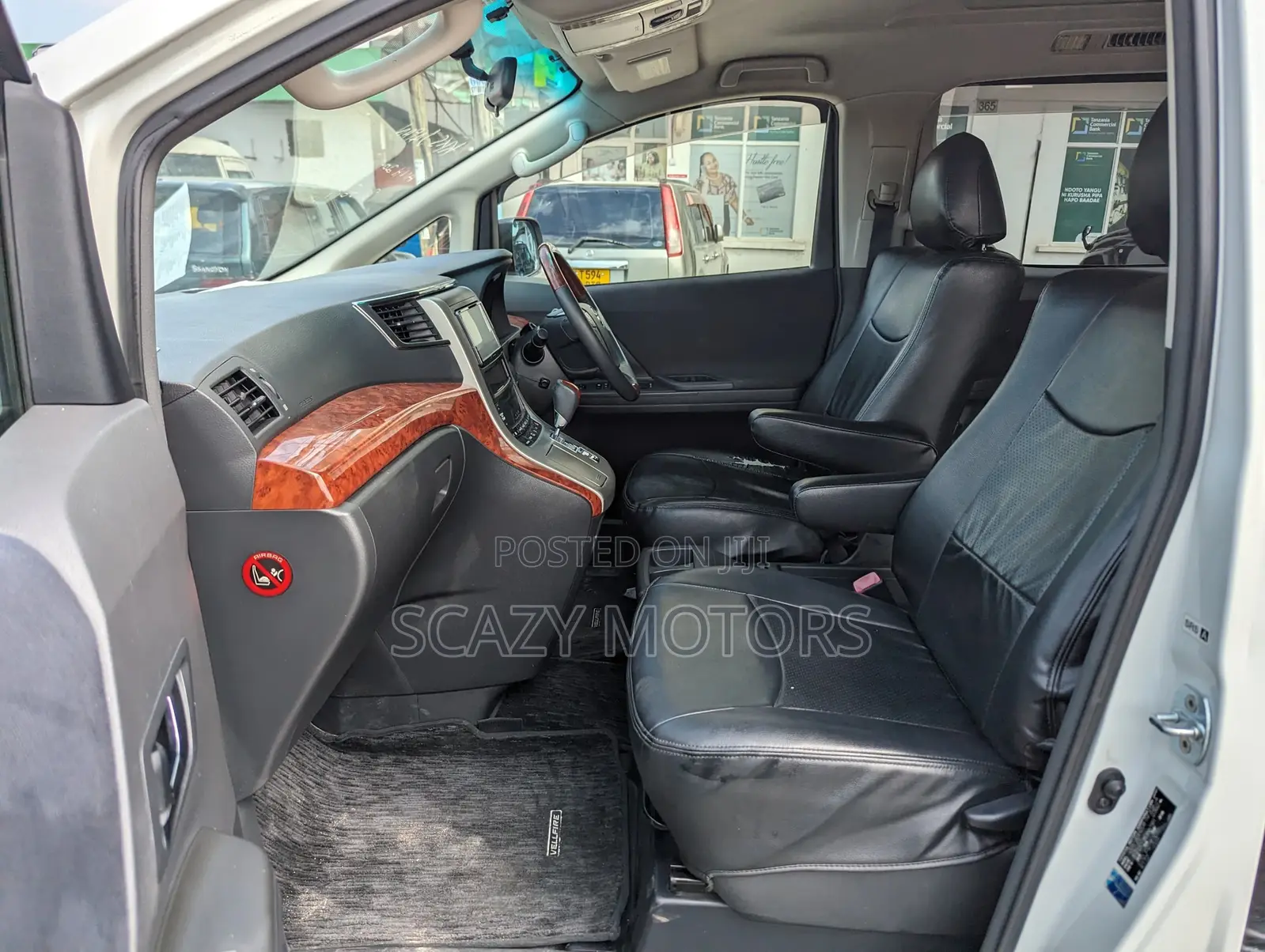 Toyota Vellfire 2009 White