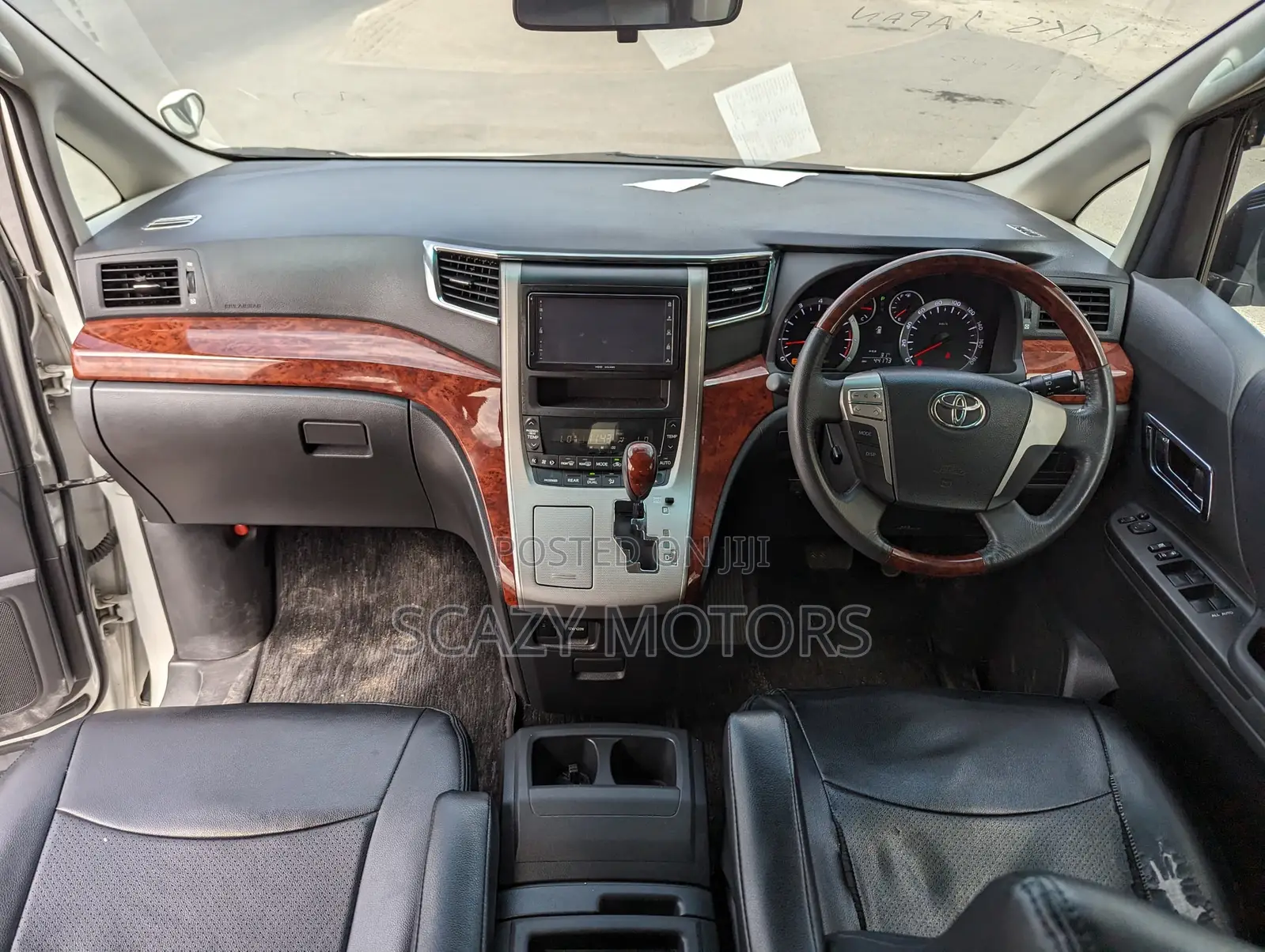 Toyota Vellfire 2009 White