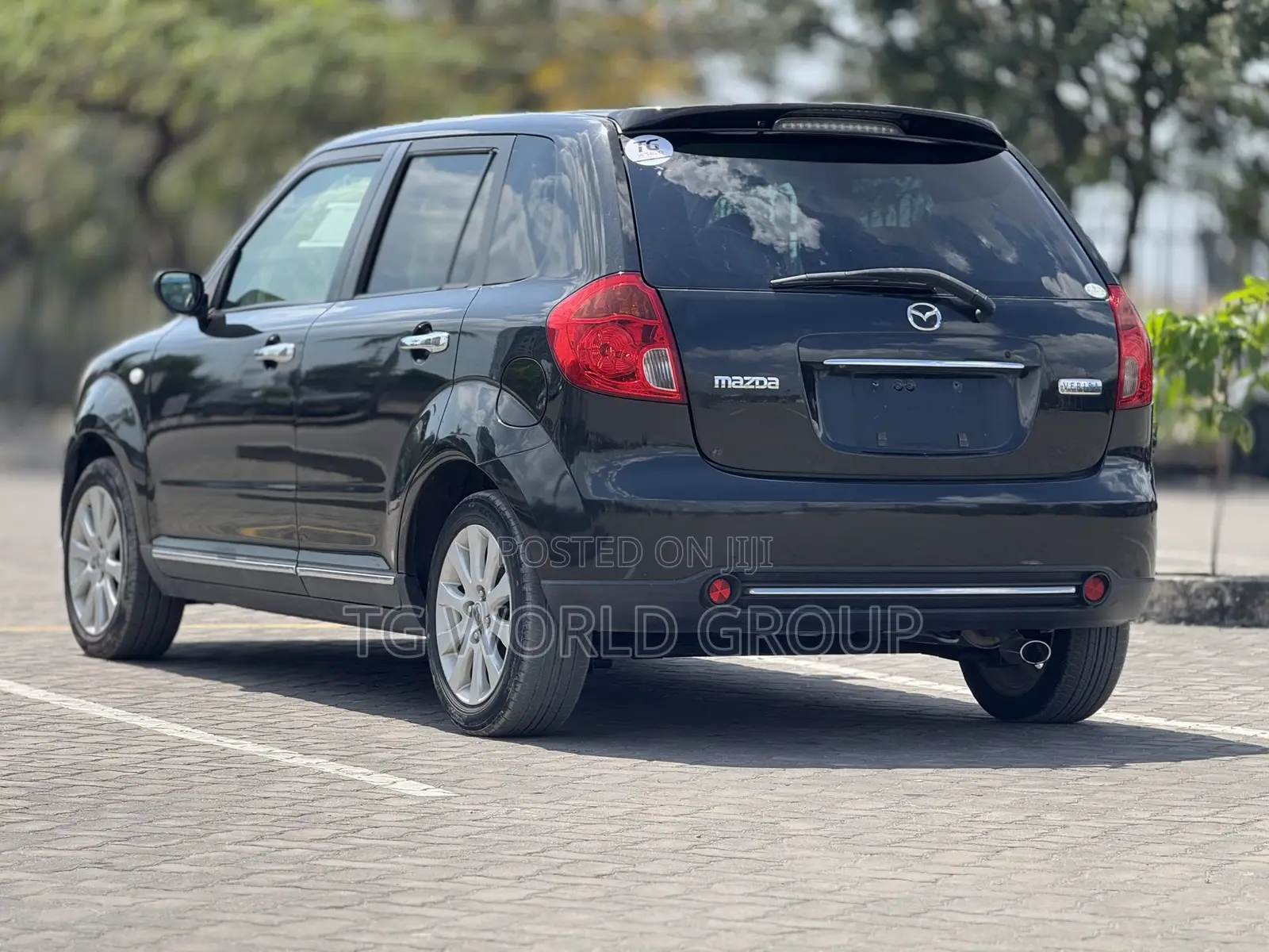 Mazda Verisa 2011 Black